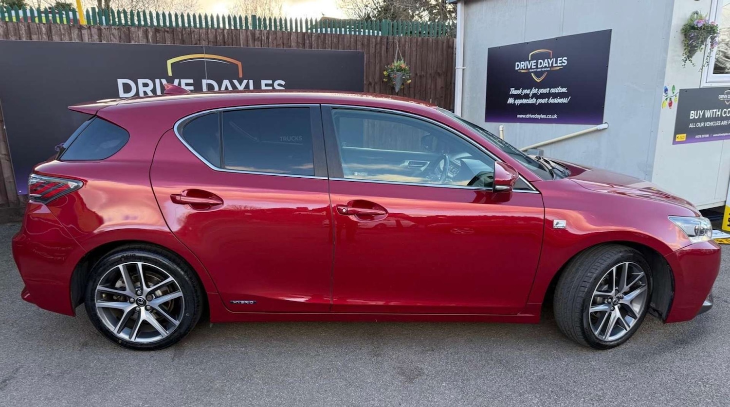 Used Lexus CT 2016 for sale - 77047465: Photo 4