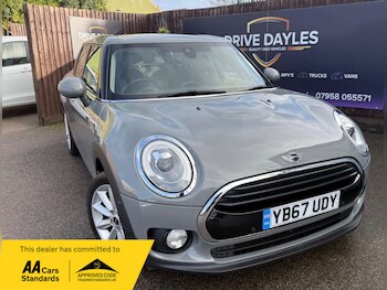 Used MINI Clubman 2018 for sale - 77228427: Photo