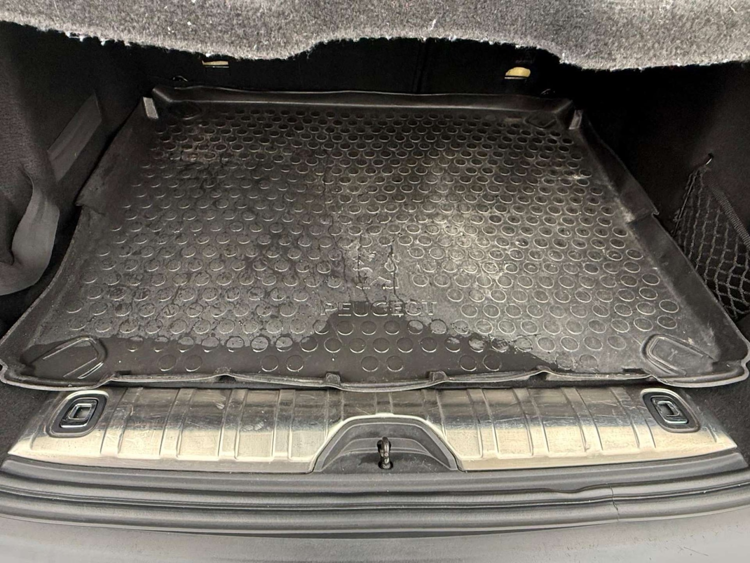 Used Peugeot 2008 2017 for sale - 77845652: Photo 13