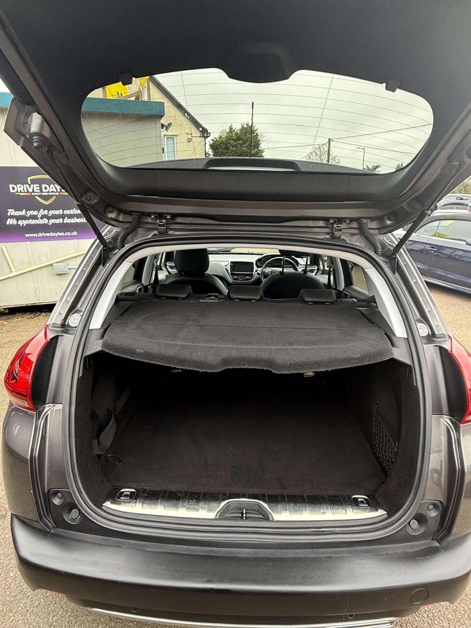 Used Peugeot 2008 2017 for sale - 77845652: Photo 16