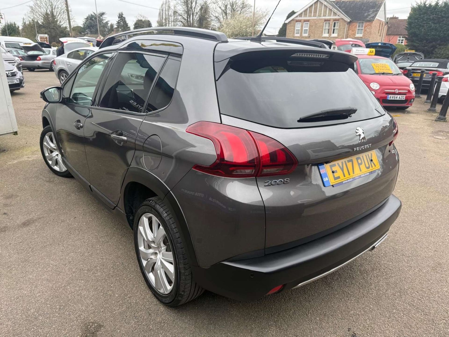 Used Peugeot 2008 2017 for sale - 77845652: Photo 2