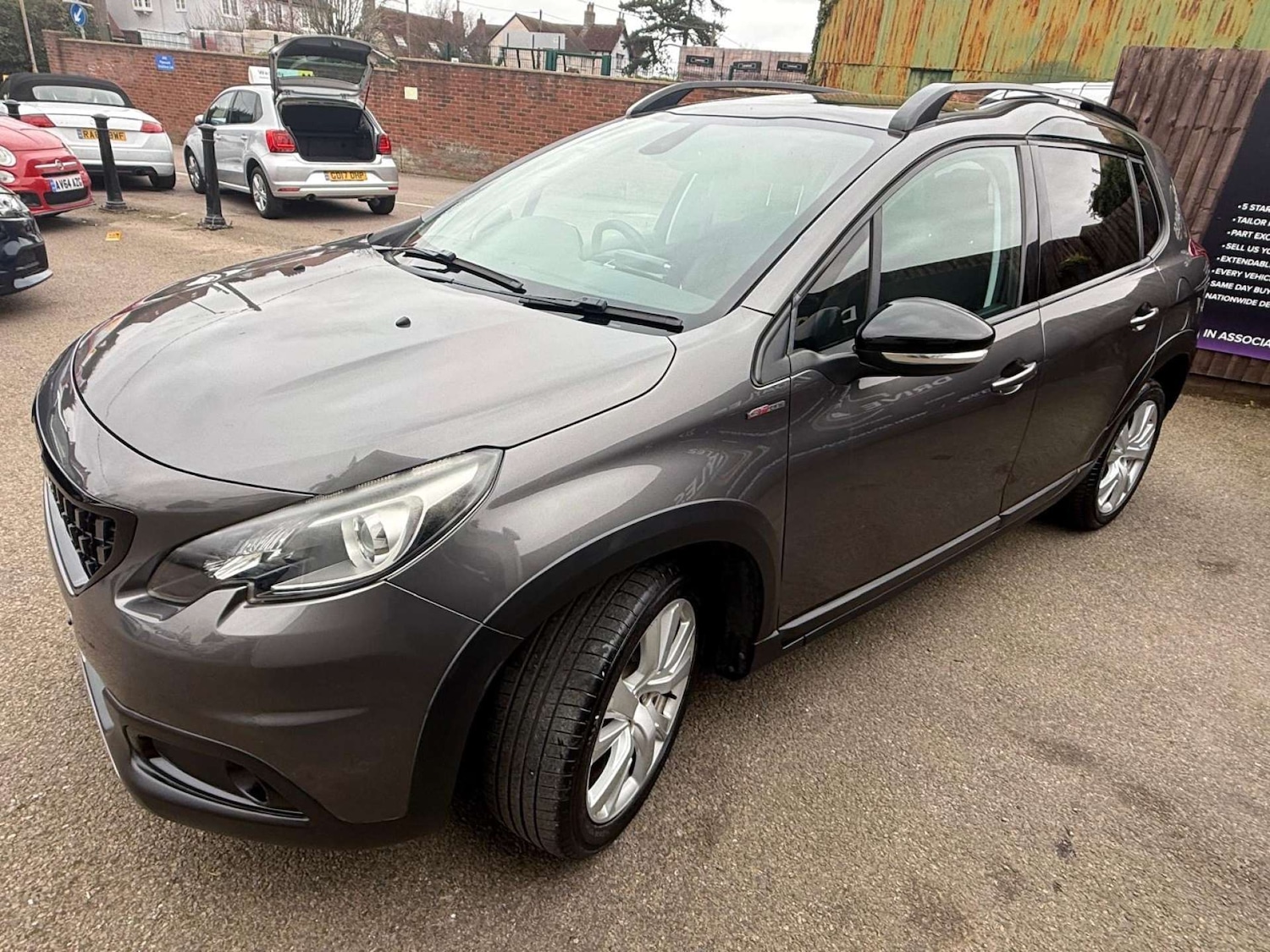 Used Peugeot 2008 2017 for sale - 77845652: Photo 3