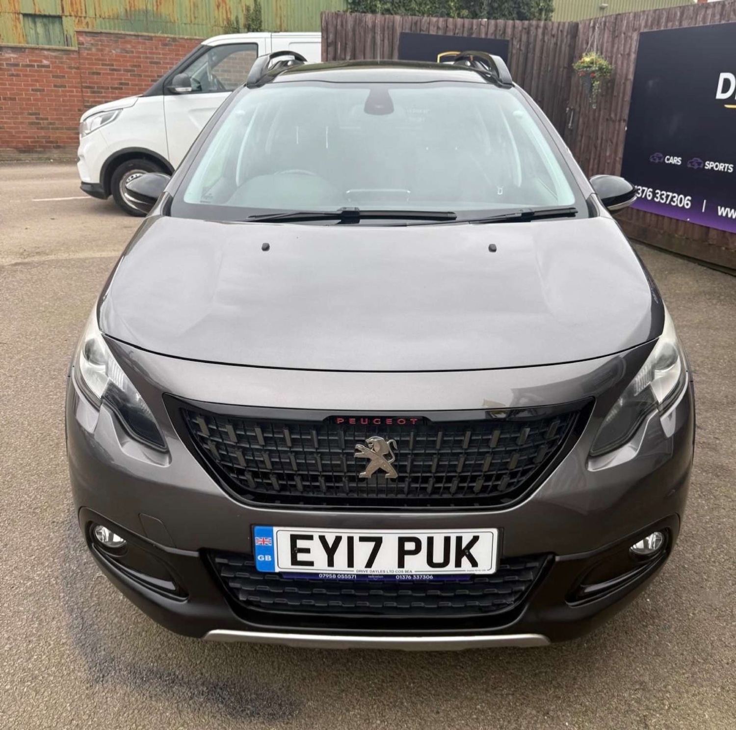 Used Peugeot 2008 2017 for sale - 77845652: Photo 5