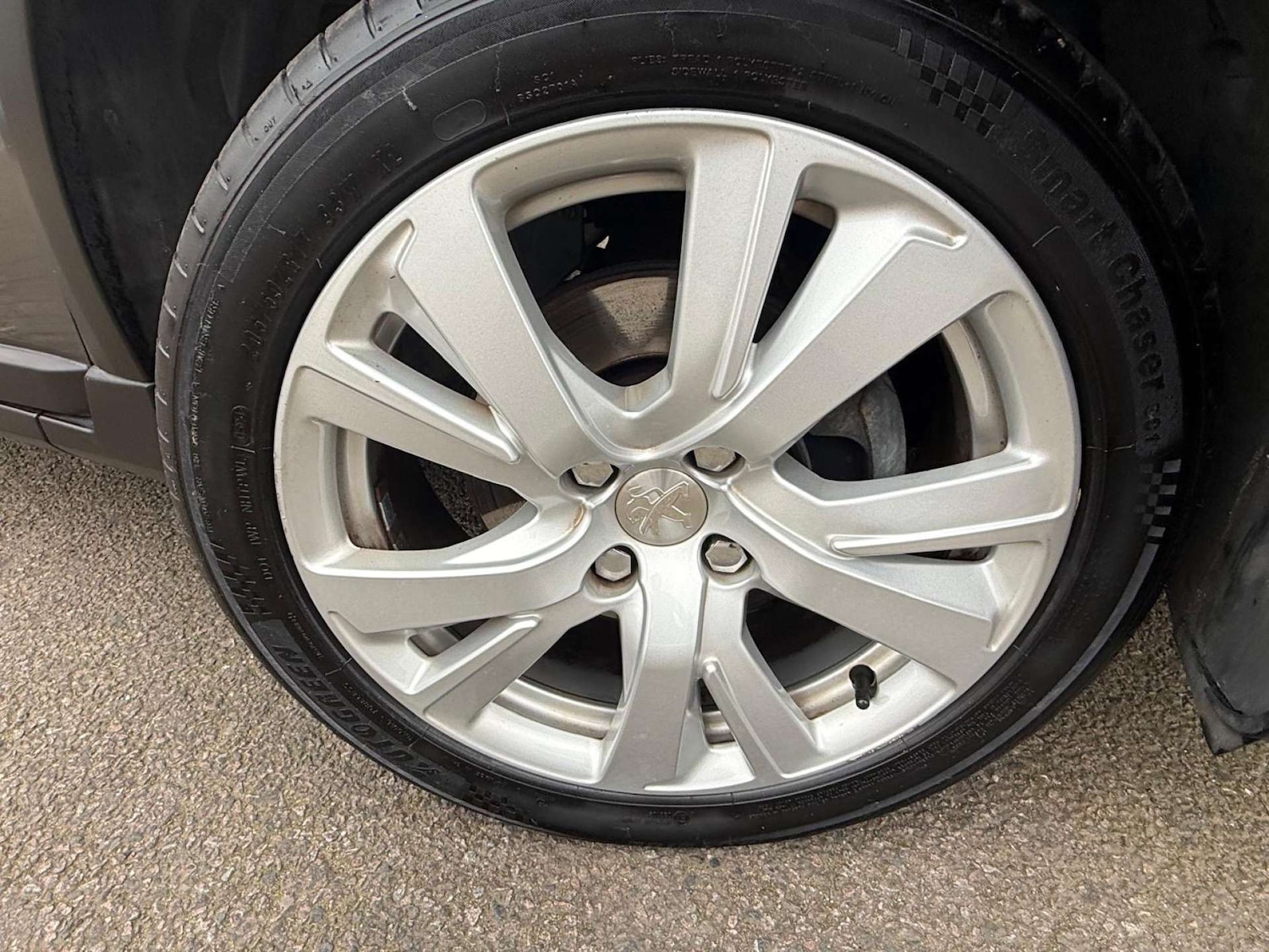 Used Peugeot 2008 2017 for sale - 77845652: Photo 6