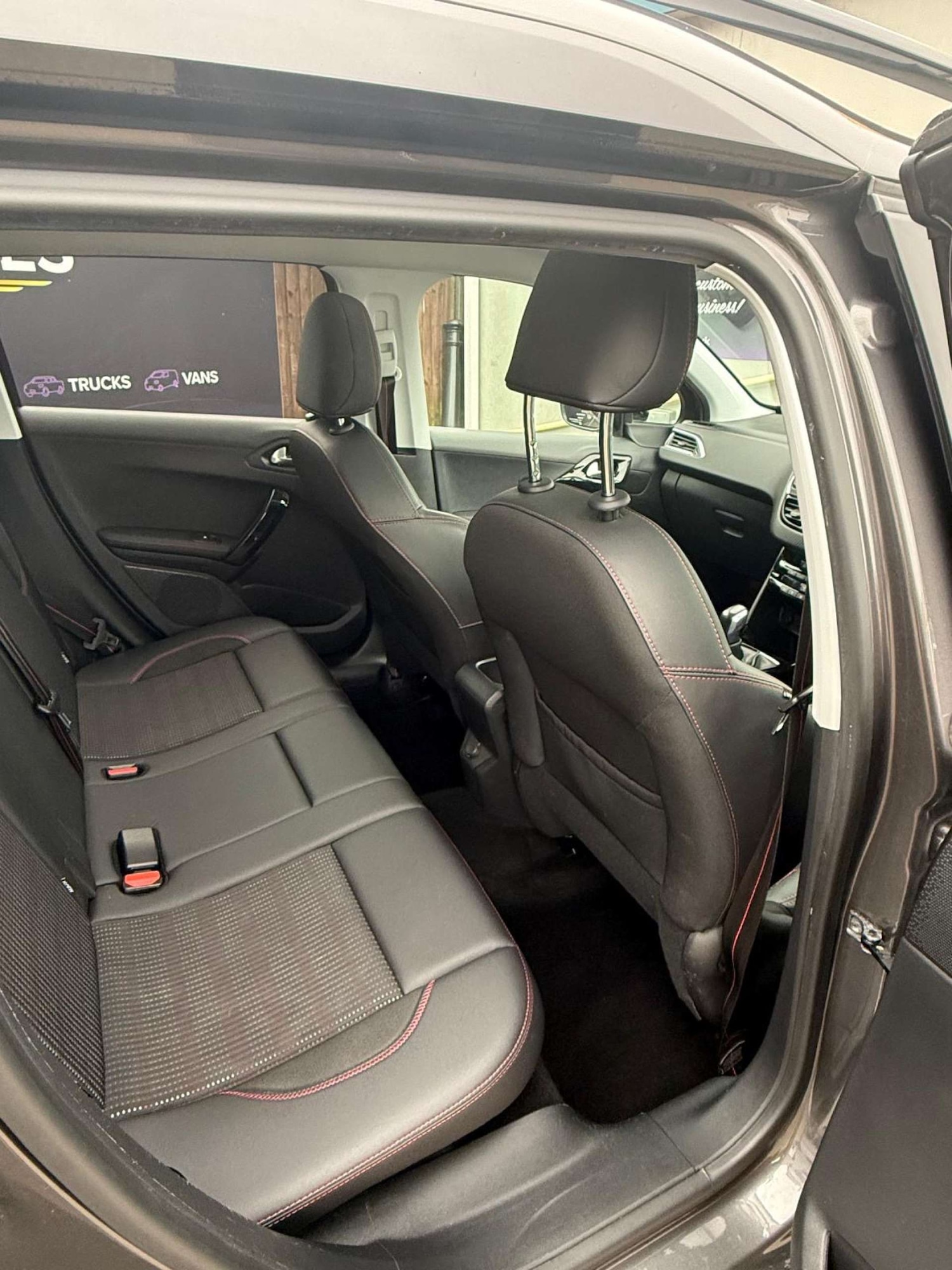 Used Peugeot 2008 2017 for sale - 77845652: Photo 7