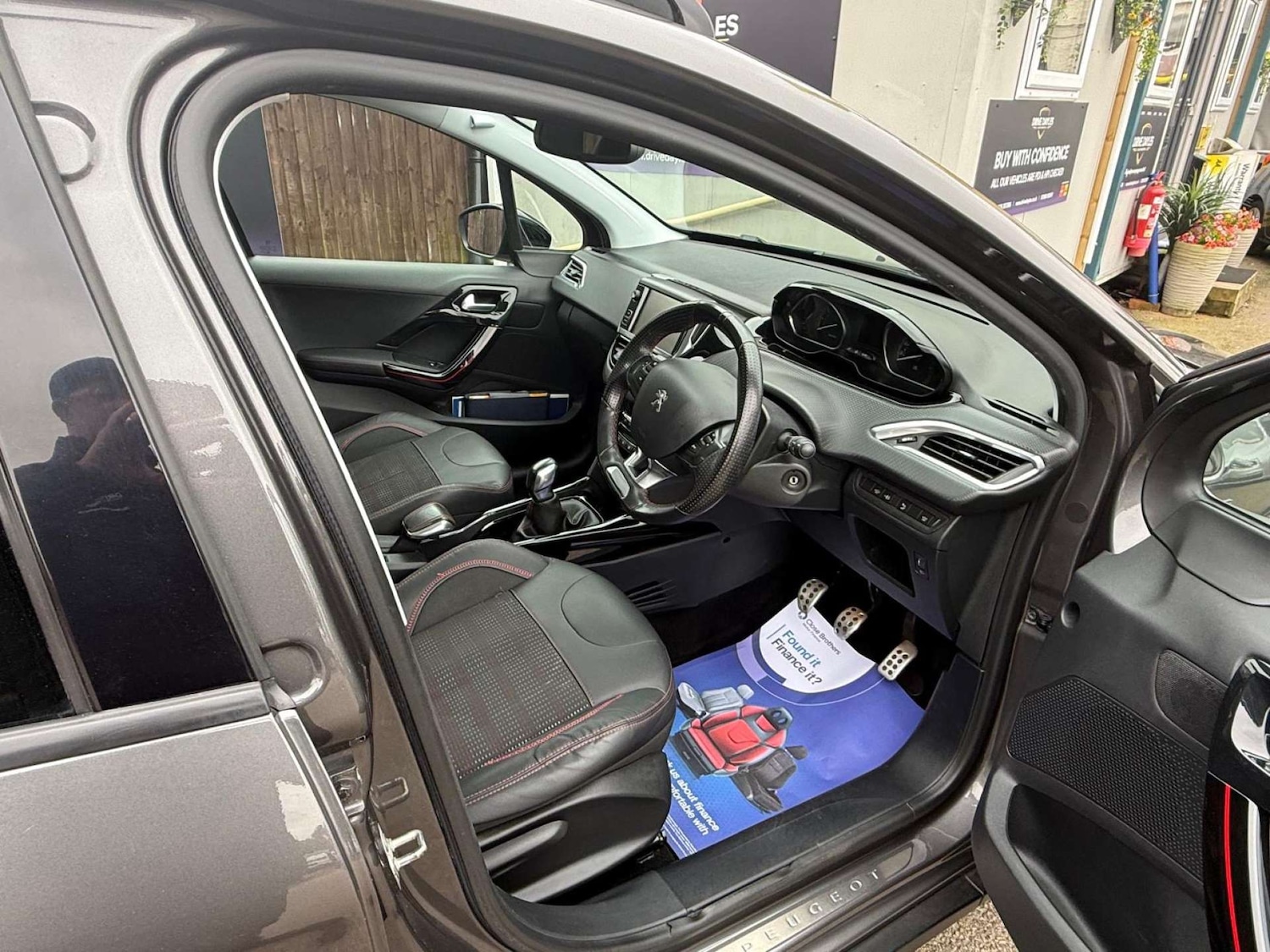 Used Peugeot 2008 2017 for sale - 77845652: Photo 8