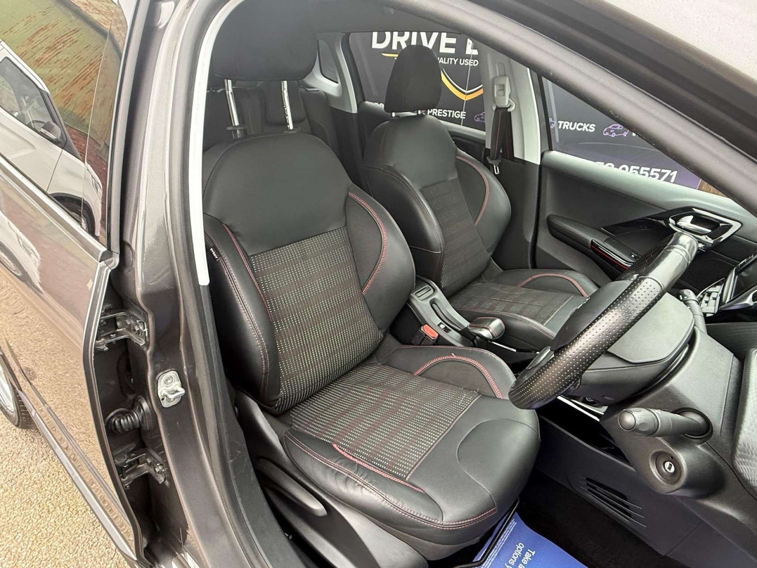 Used Peugeot 2008 2017 for sale - 77845652: Photo 9