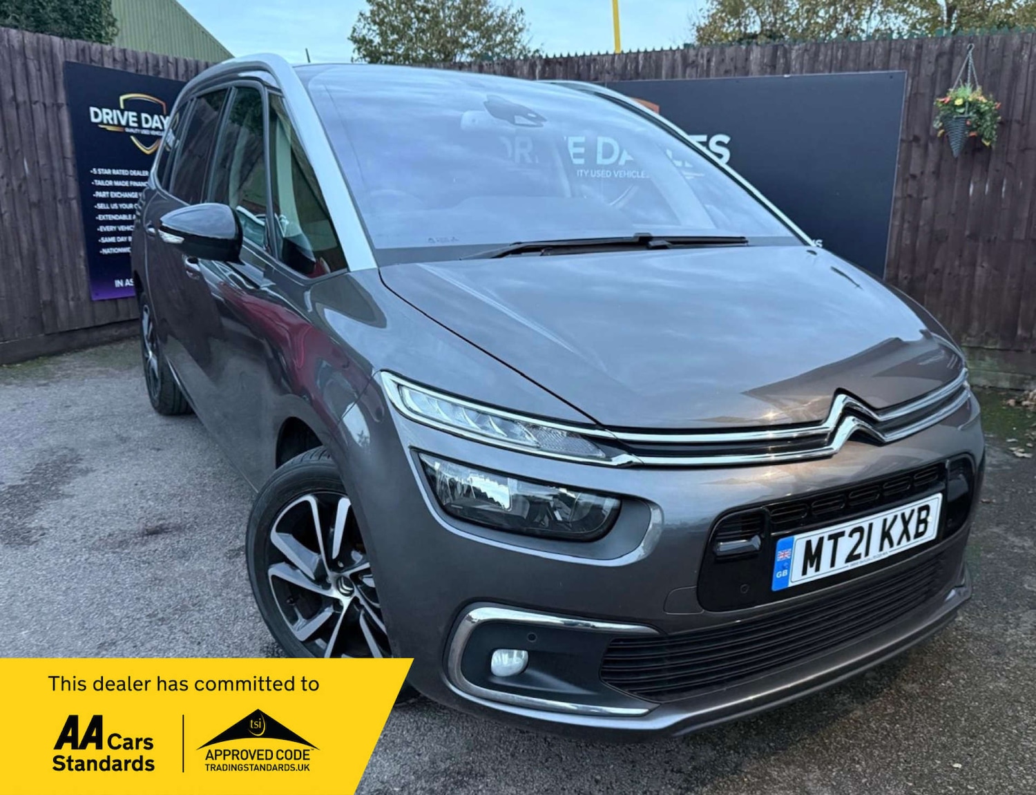 Used Citroen C4 Grand Picasso 2021 for sale - 76625113: Photo 1