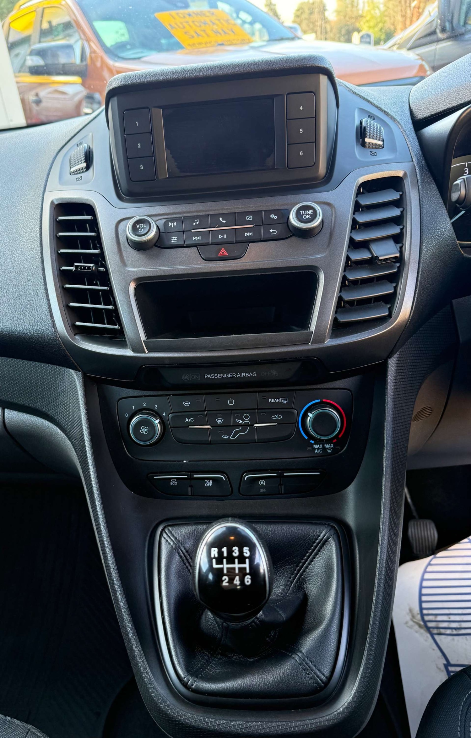 Used Ford Grand Tourneo Connect 2018 for sale - 76560182: Photo 4