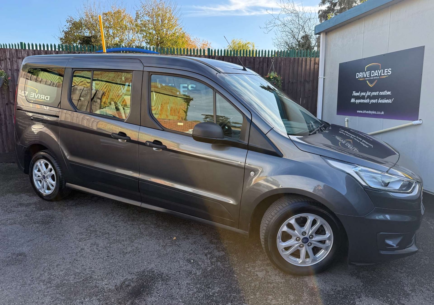 Used Ford Grand Tourneo Connect 2018 for sale - 76560182: Photo 6