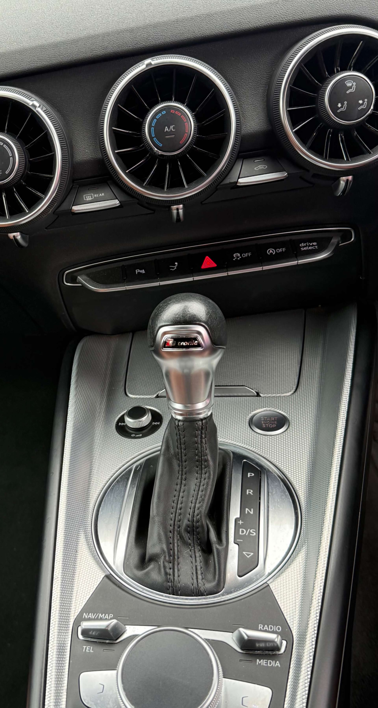 Used Audi TT 2015 for sale - 77195859: Photo 16