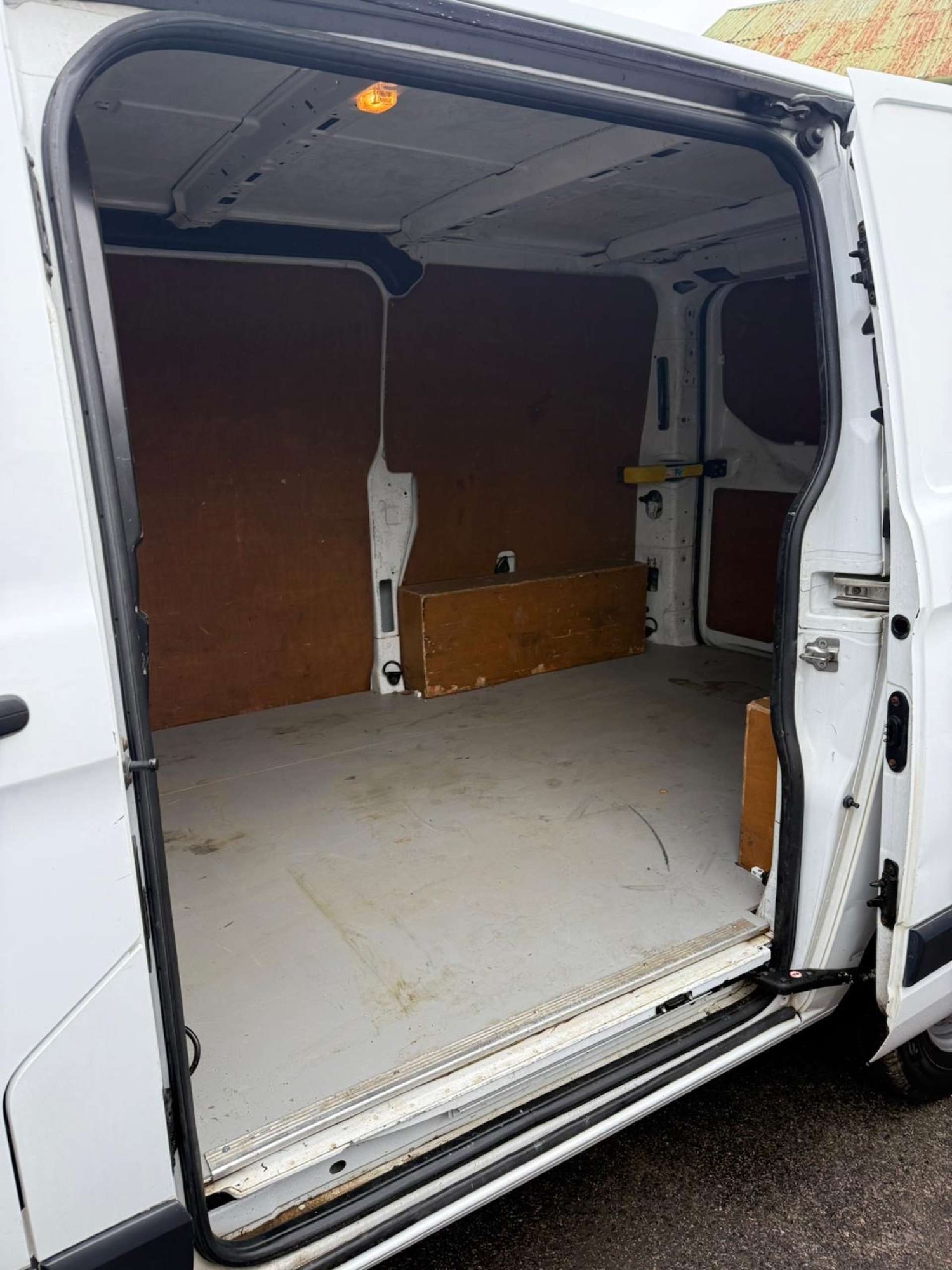 Used Ford Transit Custom 2017 for sale - 77069428: Photo 8