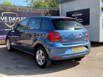 Used Volkswagen Polo 2016 for sale - 78674390: Photo
