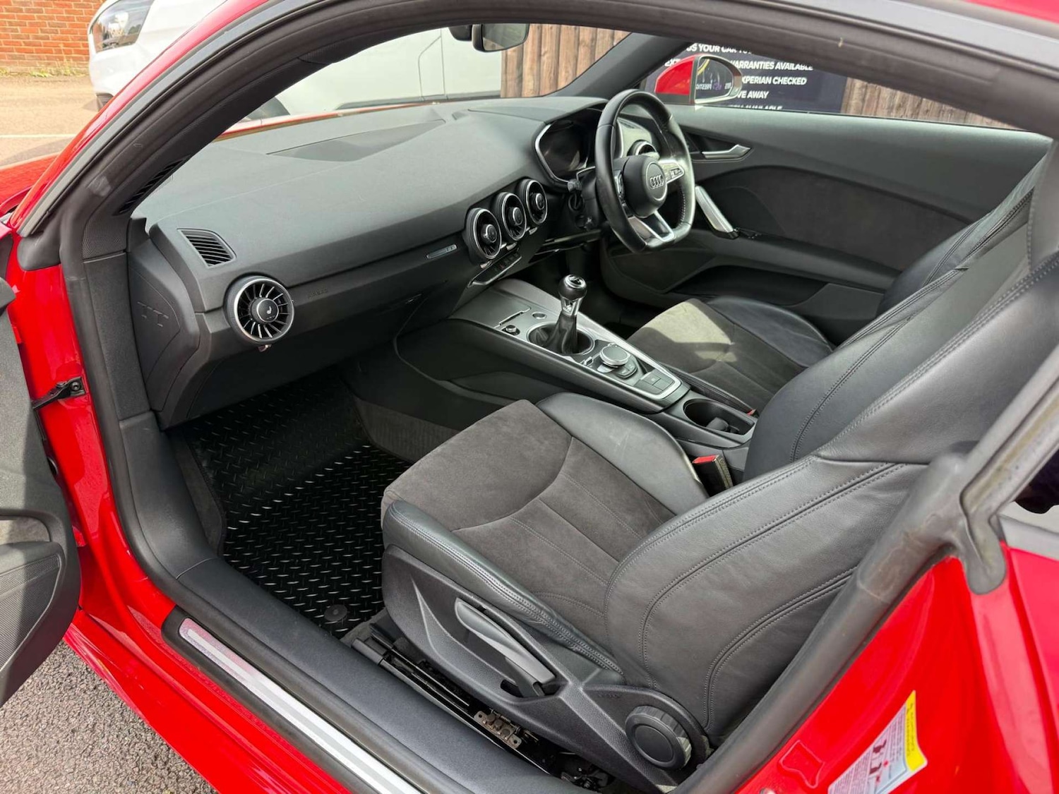 Used Audi TT 2016 for sale - 76601140: Photo 17