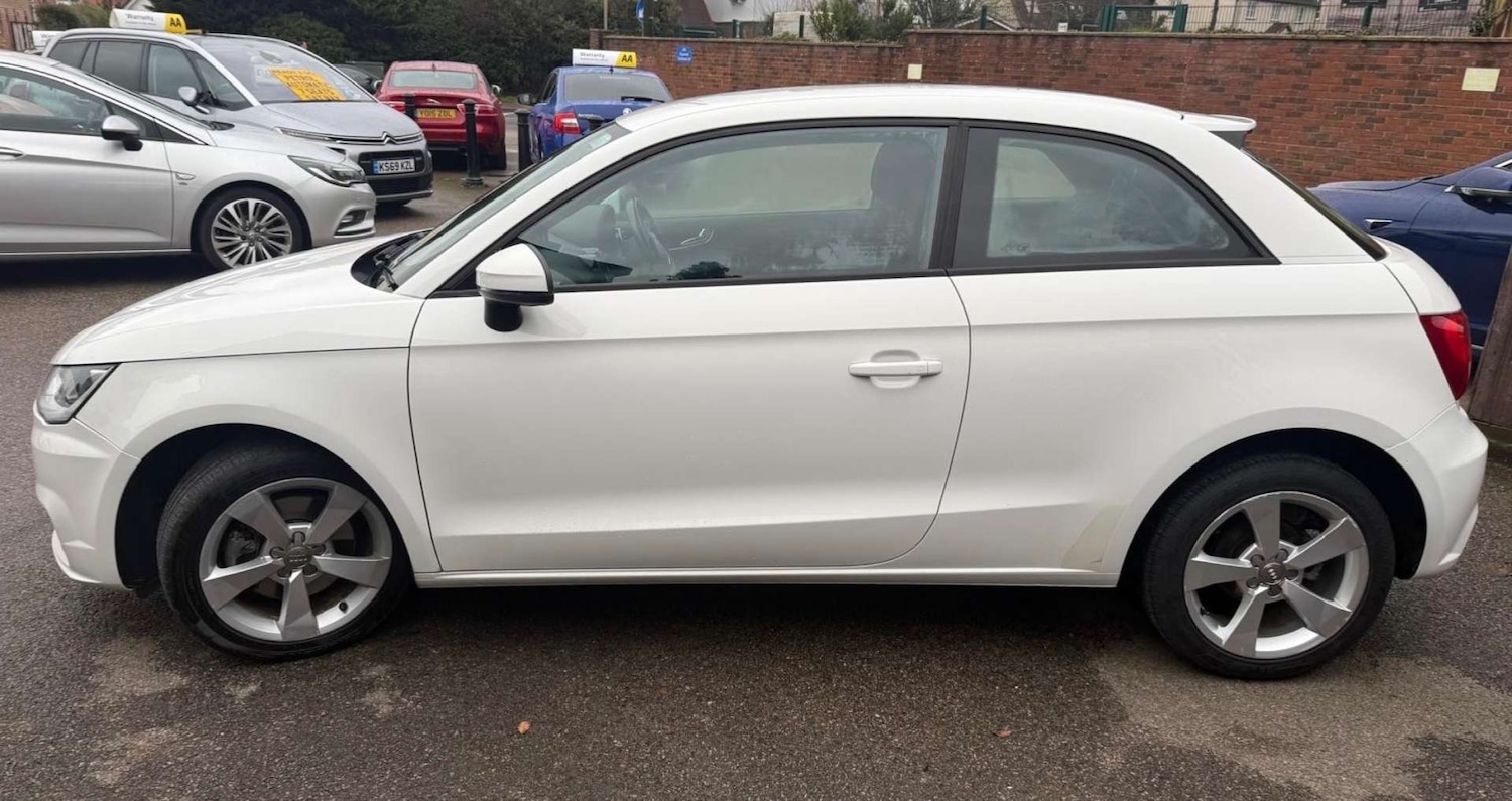 Used Audi A1 2015 for sale - 77610594: Photo 12