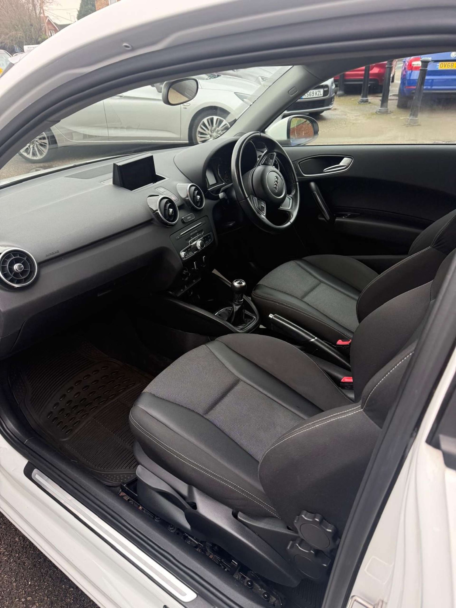 Used Audi A1 2015 for sale - 77610594: Photo 14