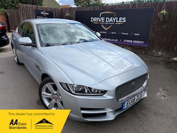 Used Jaguar XE 2018 for sale - 79788486: Photo