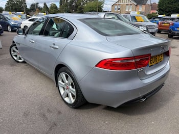 Used Jaguar XE 2018 for sale - 79788486: Photo