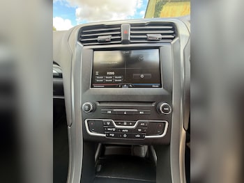 Used Ford Mondeo 2017 for sale - 75249361: Photo