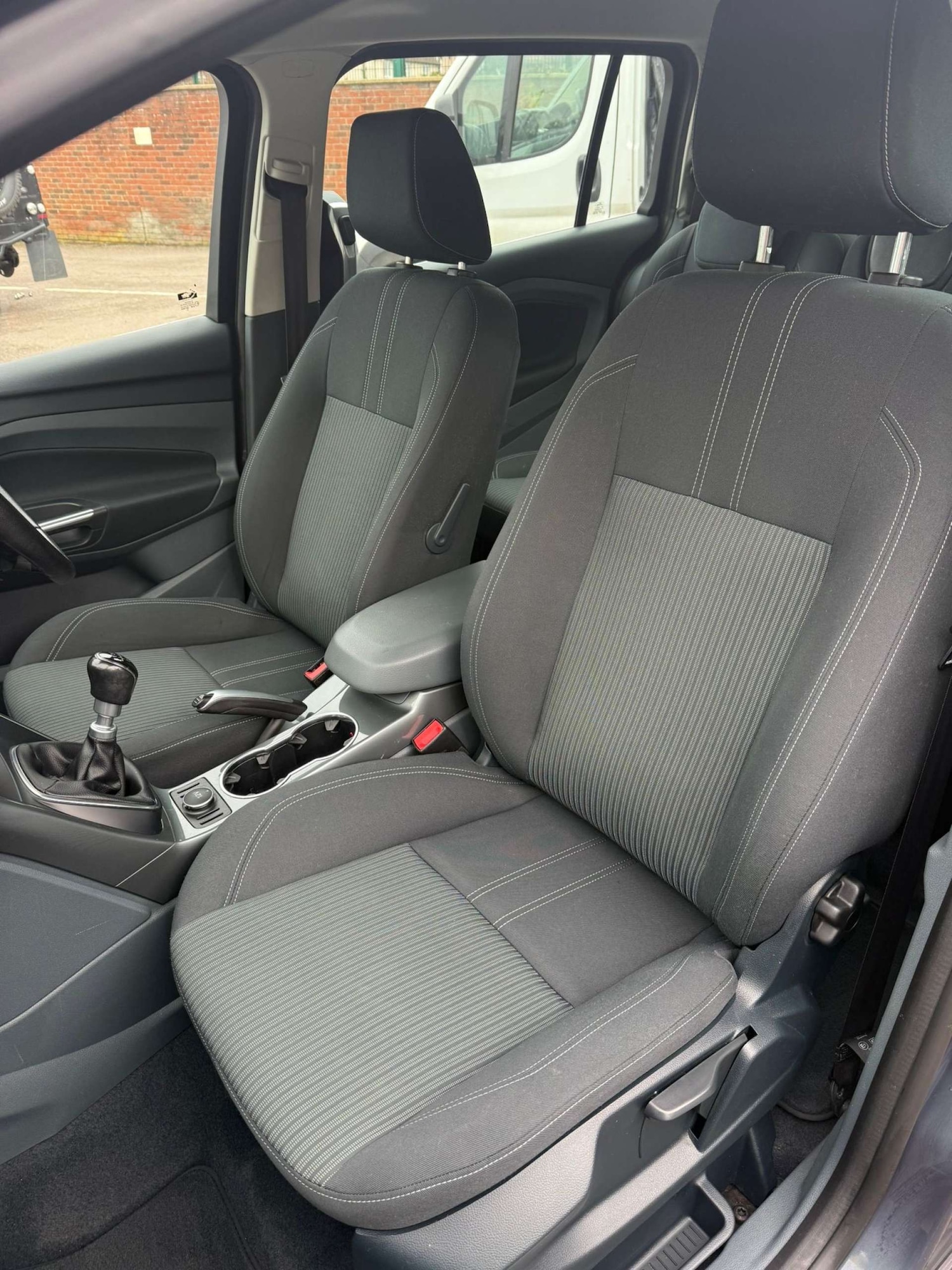 Used Ford Grand C-Max 2013 for sale - 77618899: Photo 16