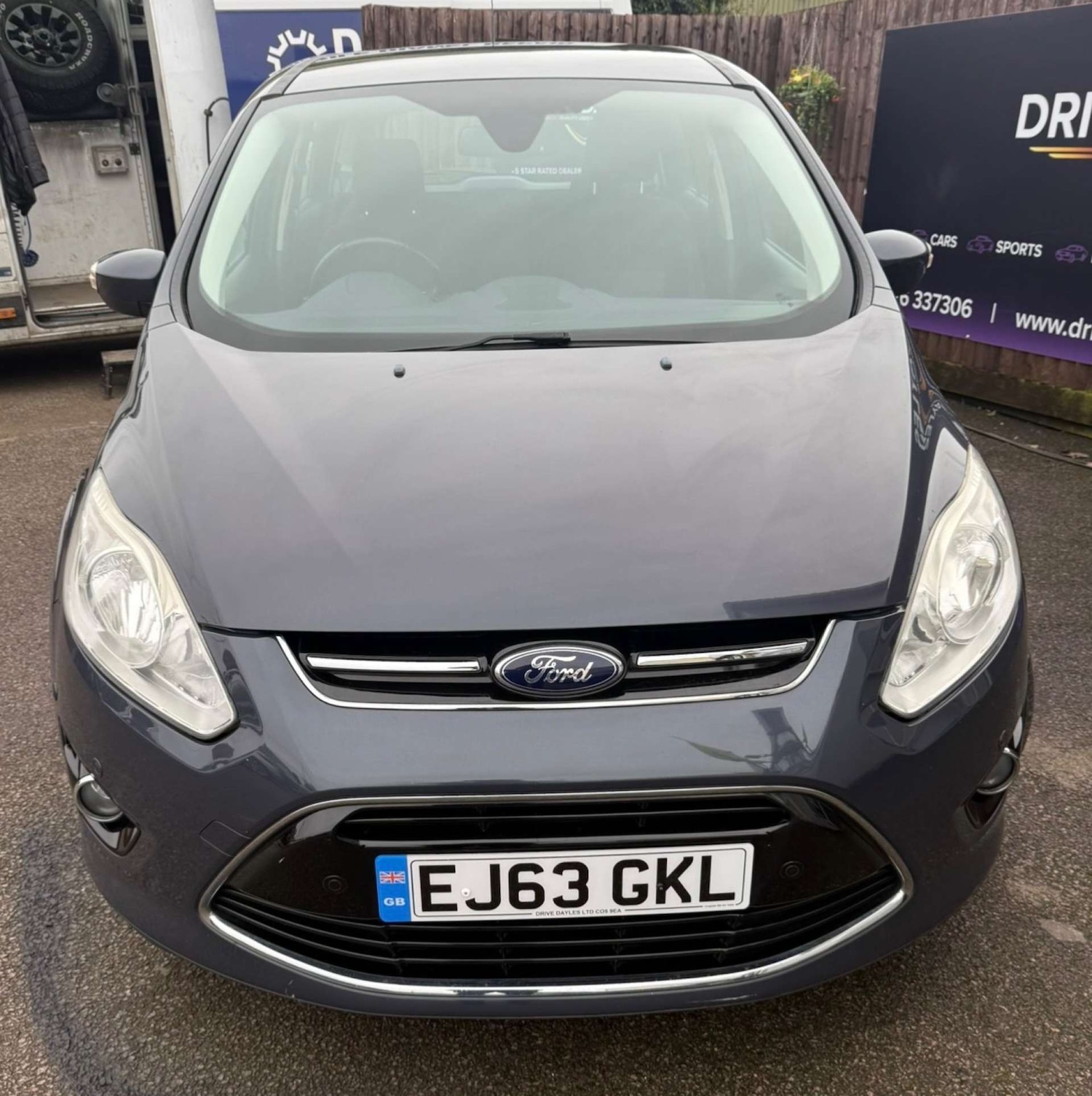 Used Ford Grand C-Max 2013 for sale - 77618899: Photo 2