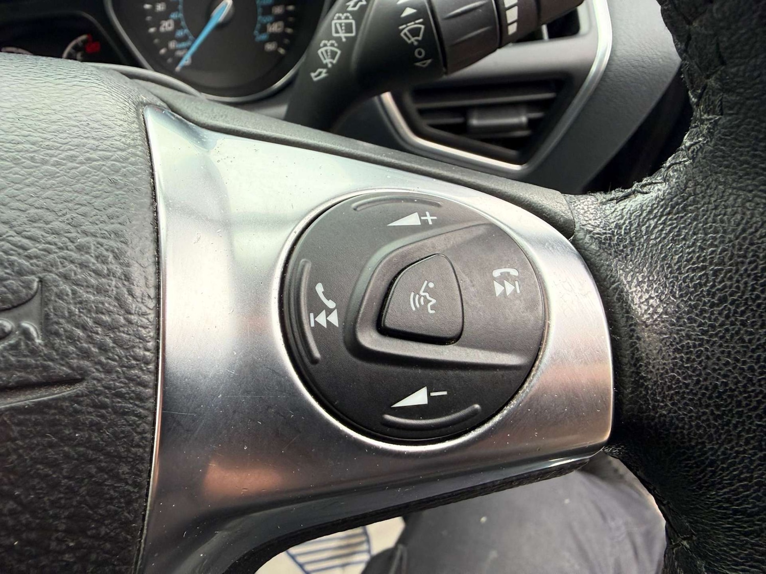 Used Ford Grand C-Max 2013 for sale - 77618899: Photo 24