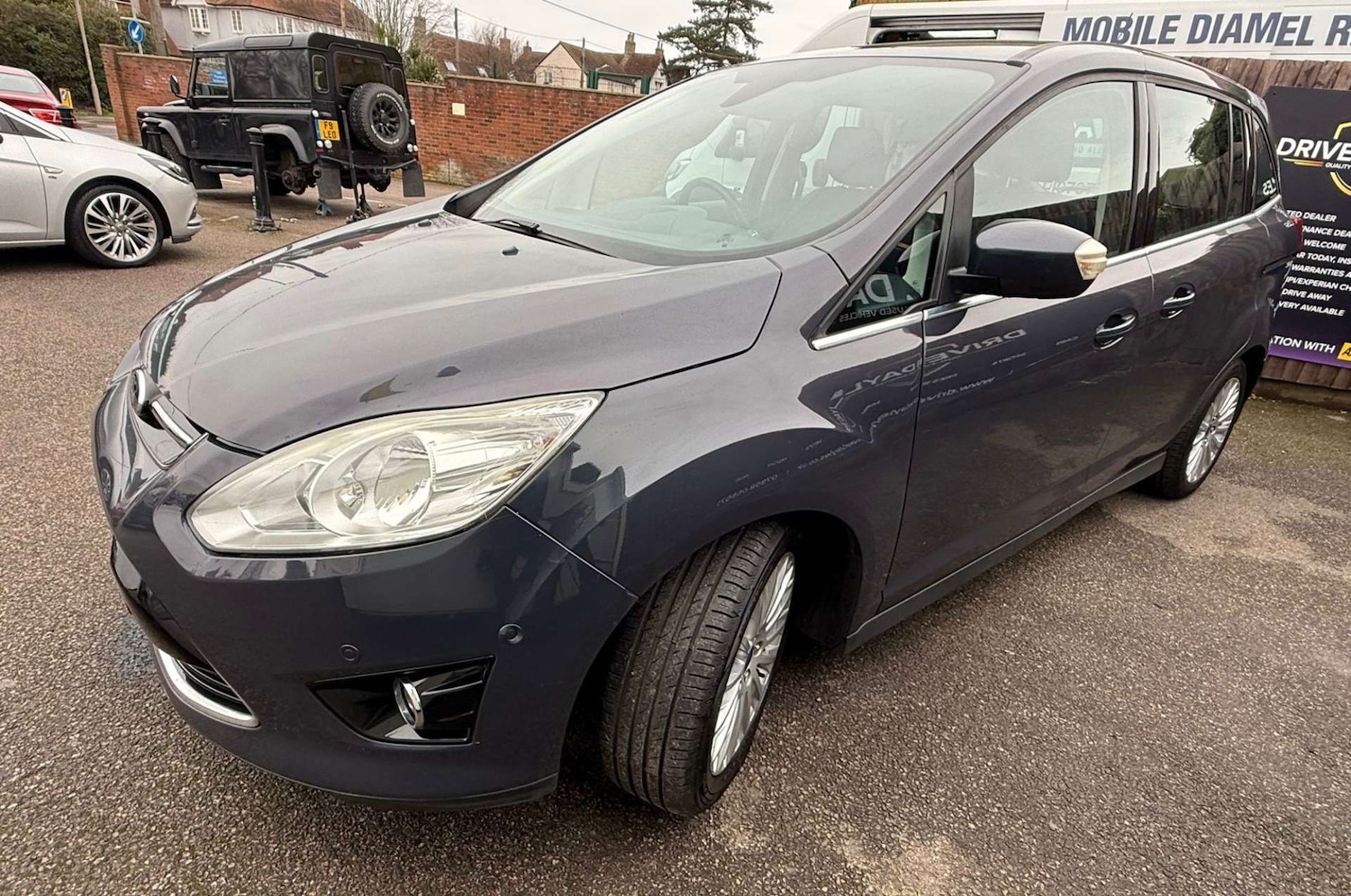 Used Ford Grand C-Max 2013 for sale - 77618899: Photo 3