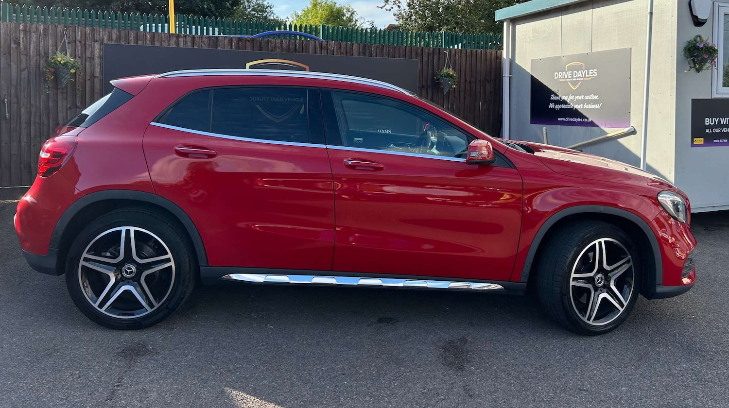 Used Mercedes-Benz GLA 2018 for sale - 76601062: Photo 3