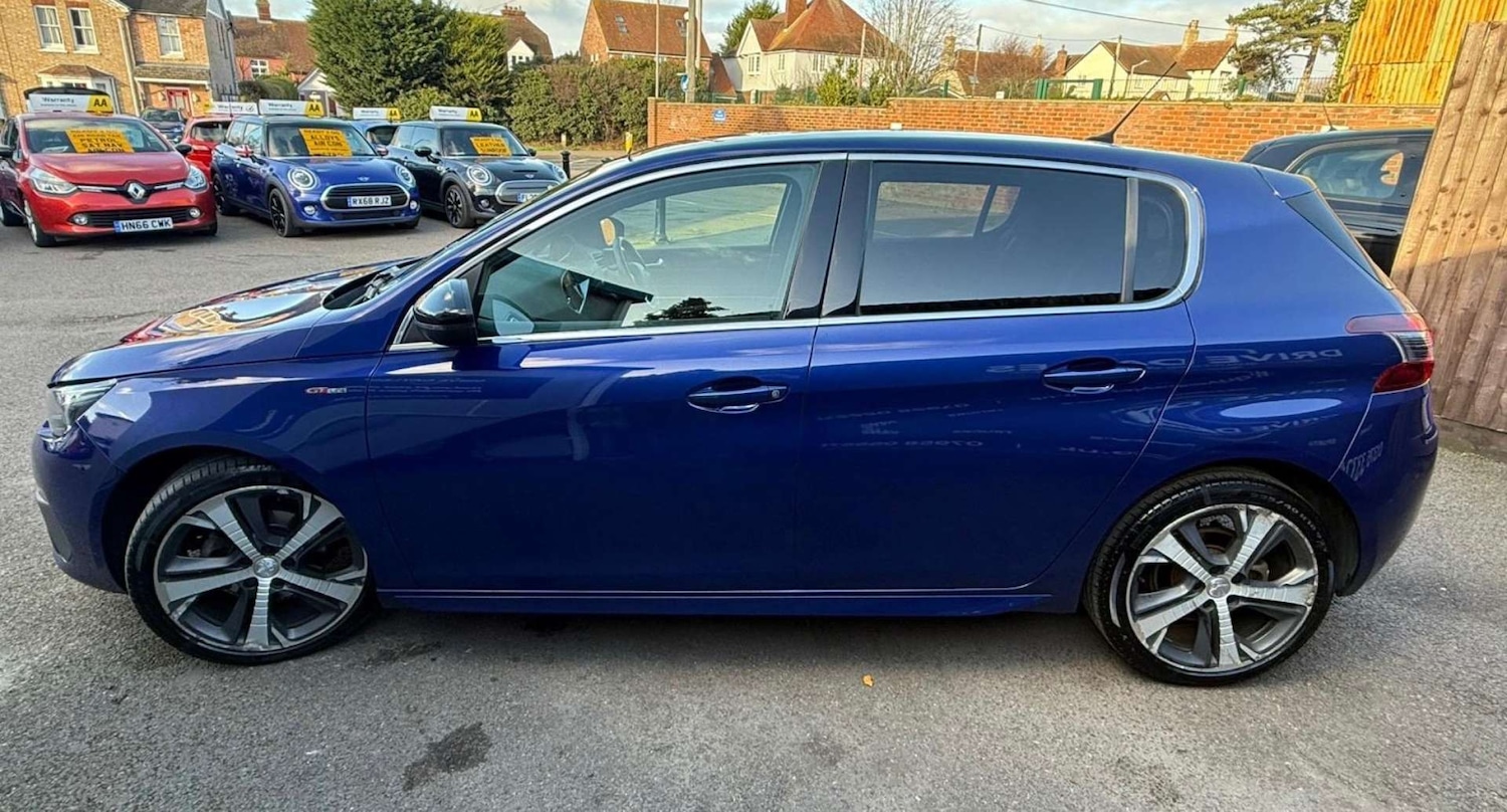 Used Peugeot 308 2017 for sale - 77073377: Photo 2