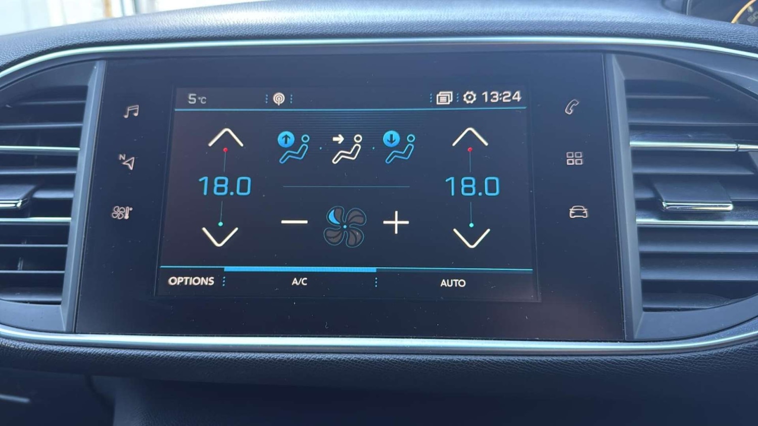 Used Peugeot 308 2017 for sale - 77073377: Photo 22