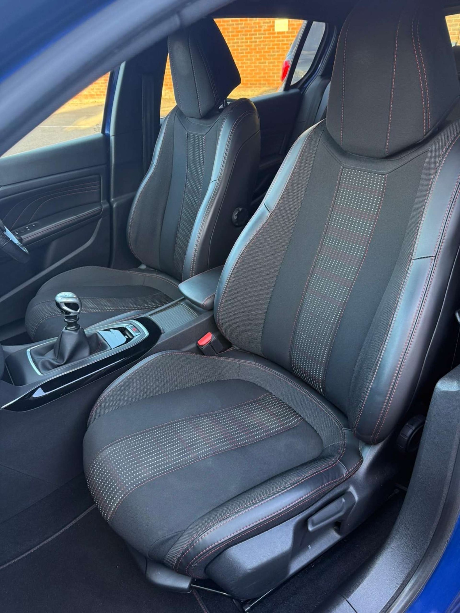 Used Peugeot 308 2017 for sale - 77073377: Photo 9