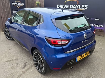 Used Renault Clio 2016 for sale - 76235449: Photo