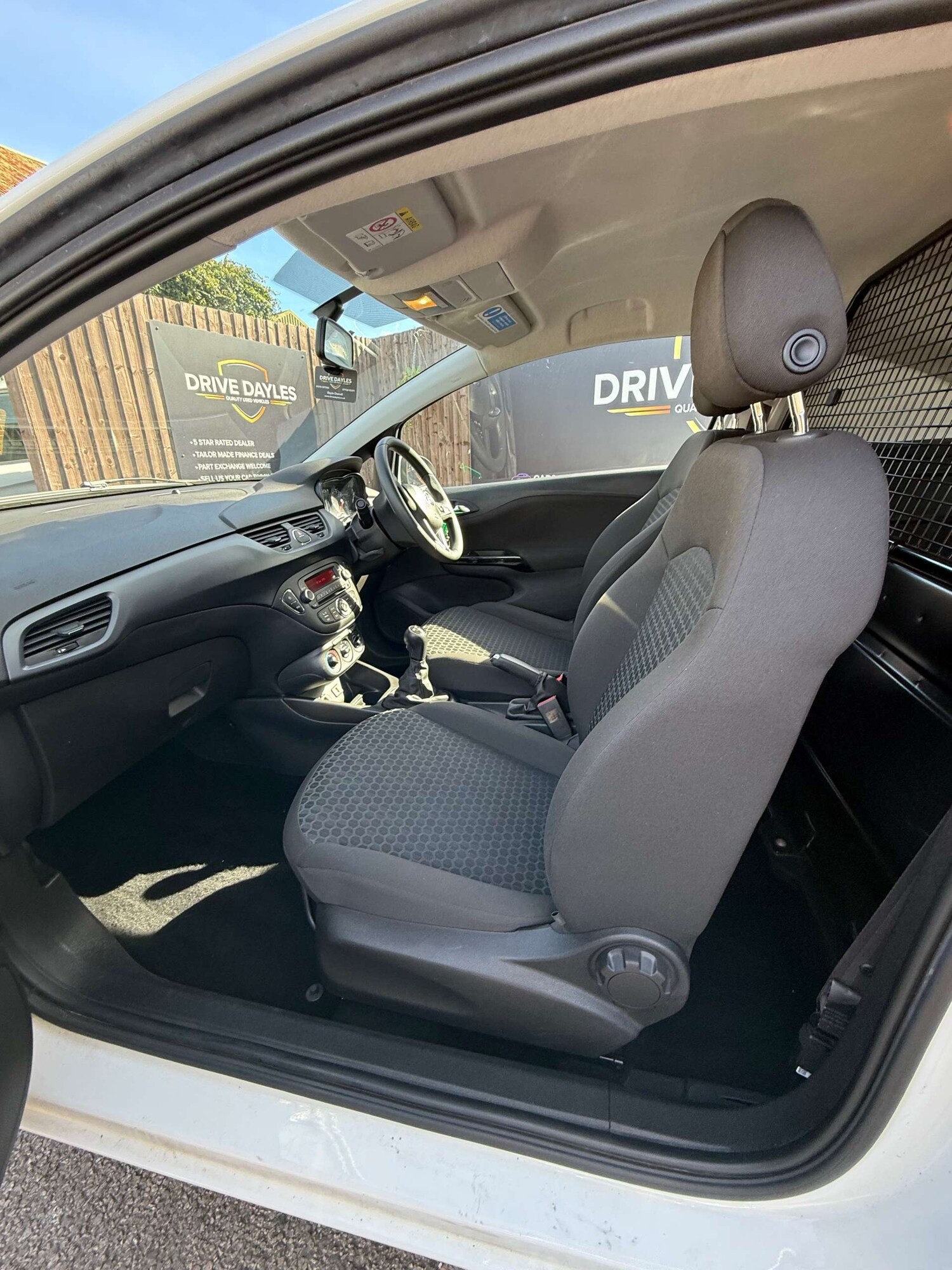 Used Vauxhall Corsa 2018 for sale - 76601408: Photo 10