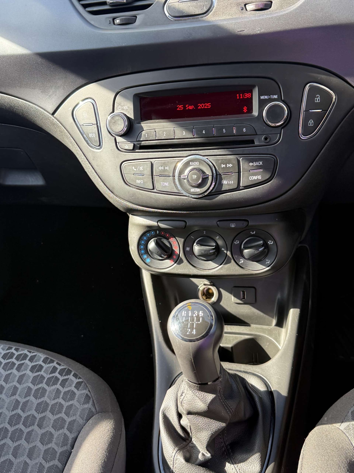 Used Vauxhall Corsa 2018 for sale - 76601408: Photo 4