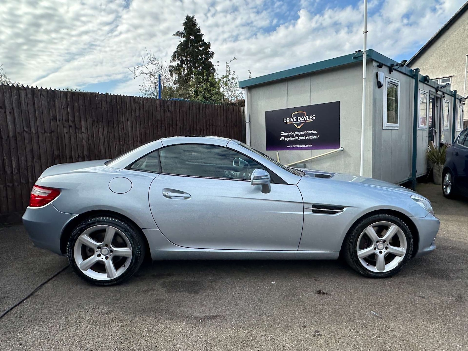 Used Mercedes-Benz SLK 2013 for sale - 76363898: Photo 4