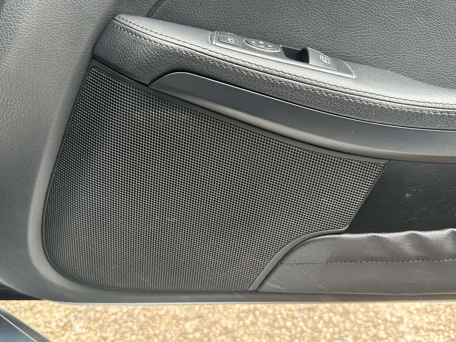 Used Mercedes-Benz SLK 2013 for sale - 76363898: Photo 46