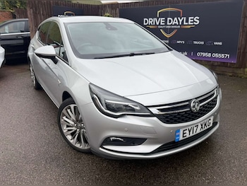 Used Vauxhall Astra 2017 for sale - 77314236: Photo