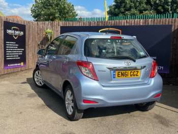 Used Toyota Yaris 2012 for sale - 74833037: Photo
