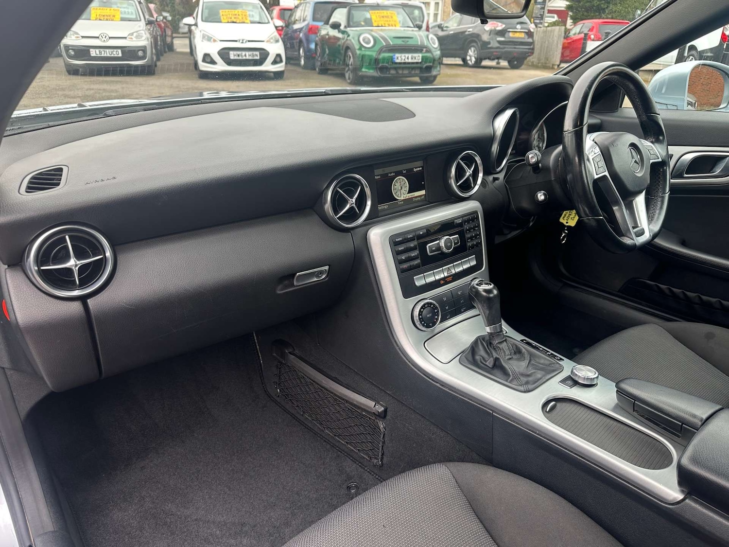 Used Mercedes-Benz SLK 2013 for sale - 76601000: Photo 11