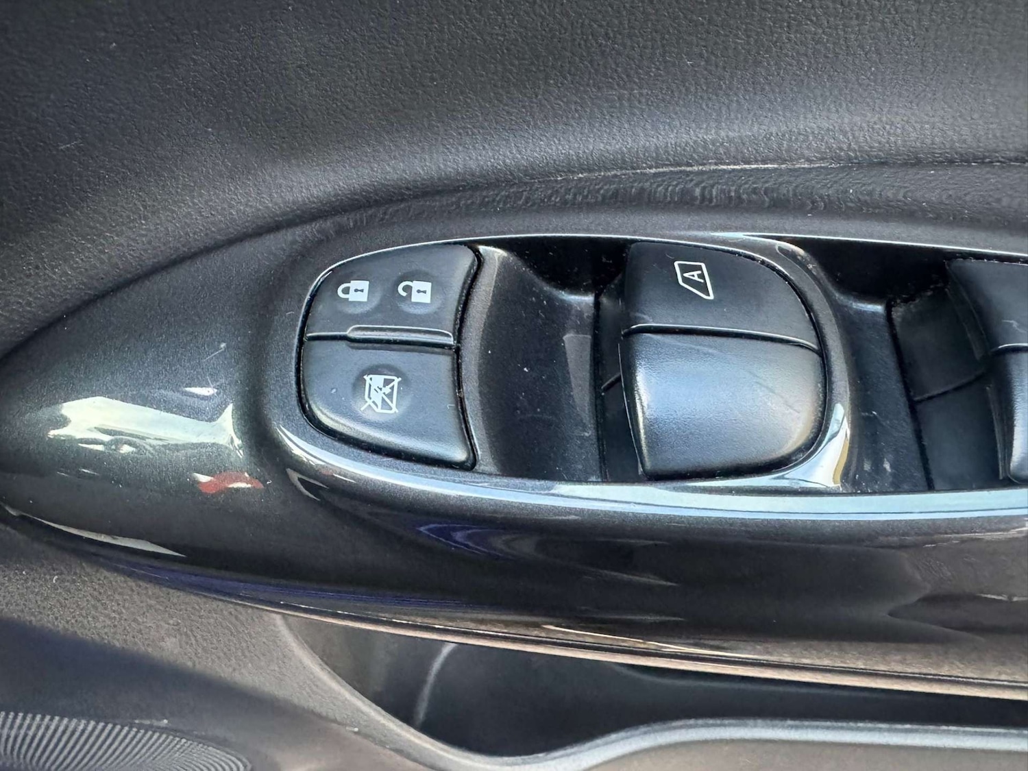 Used Nissan Juke 2018 for sale - 77564043: Photo 24