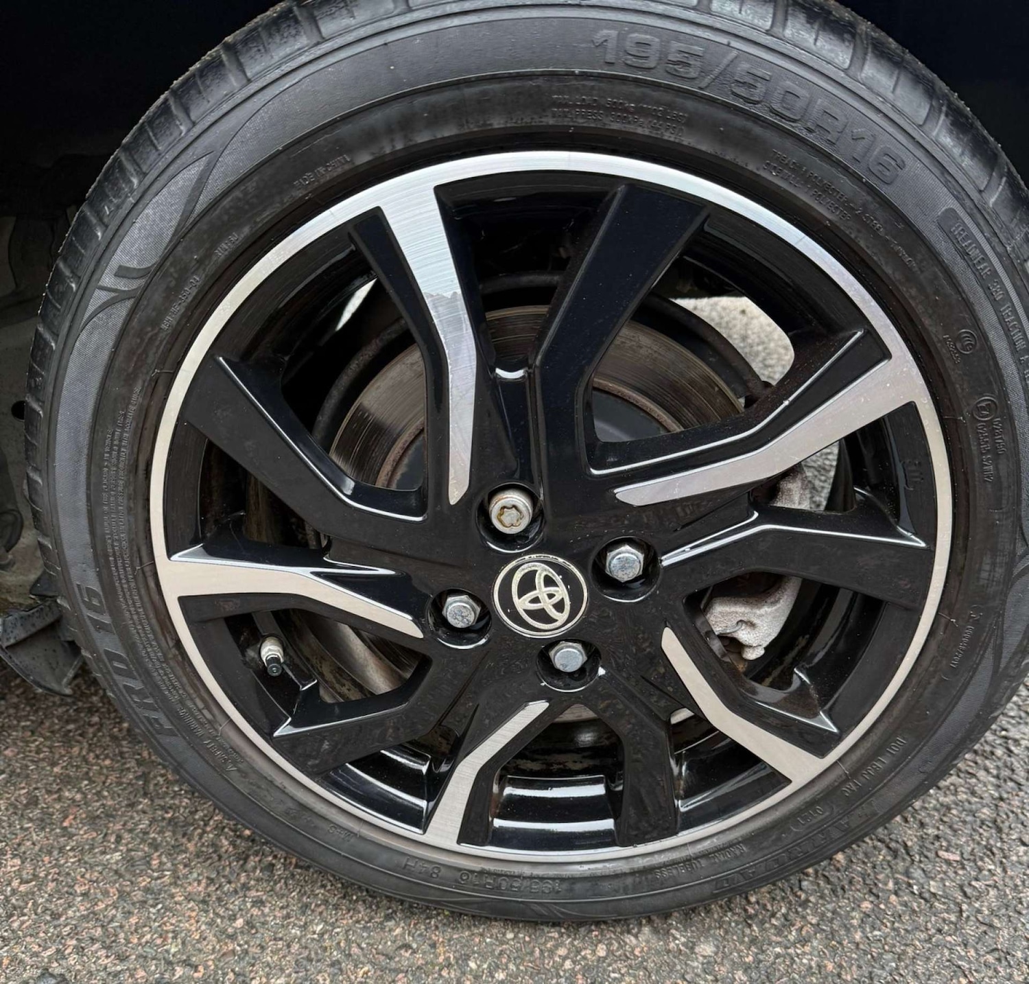 Used Toyota Yaris 2018 for sale - 77364271: Photo 18