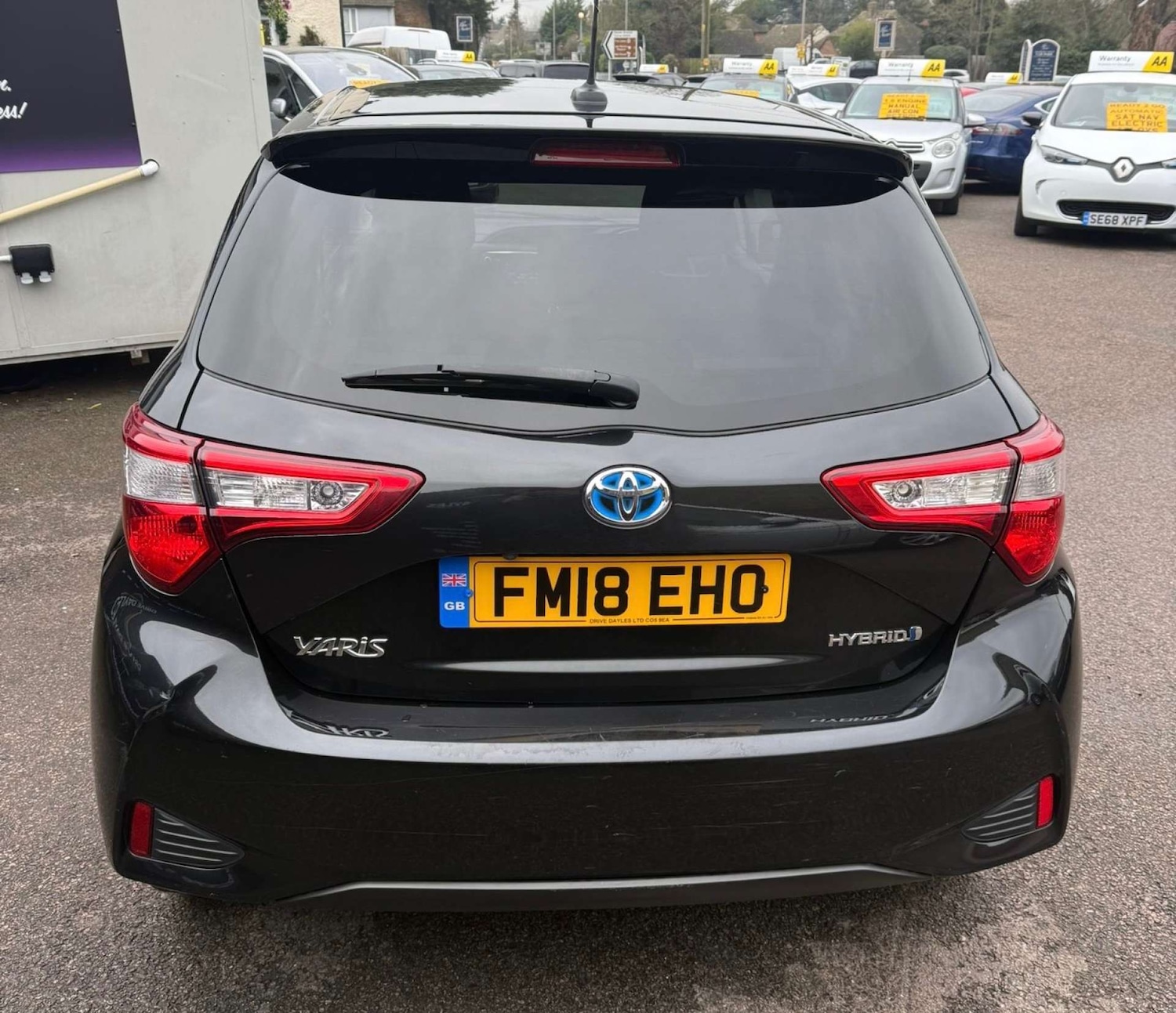 Used Toyota Yaris 2018 for sale - 77364271: Photo 4