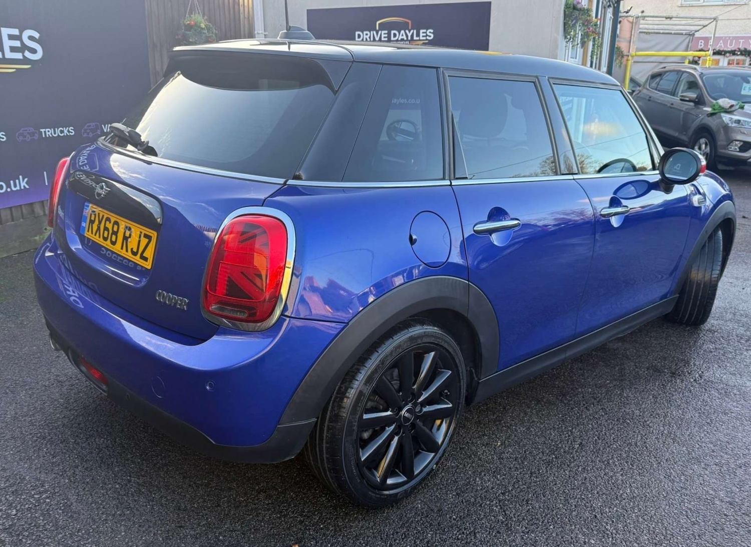 Used MINI Hatch 2018 for sale - 77022615: Photo 2