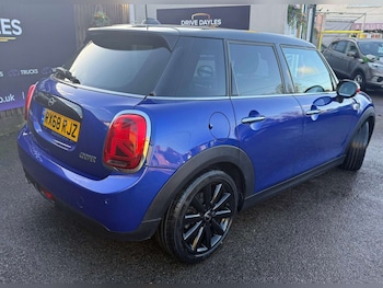 Used MINI Hatch 2018 for sale - 77022615: Photo