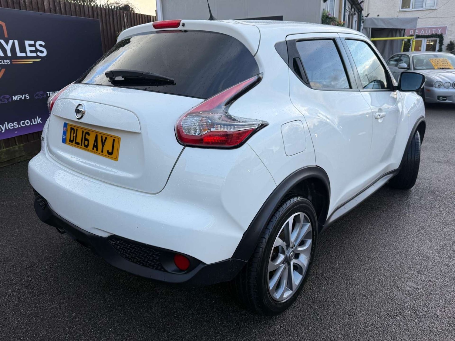 Used Nissan Juke 2016 for sale - 77227758: Photo 30