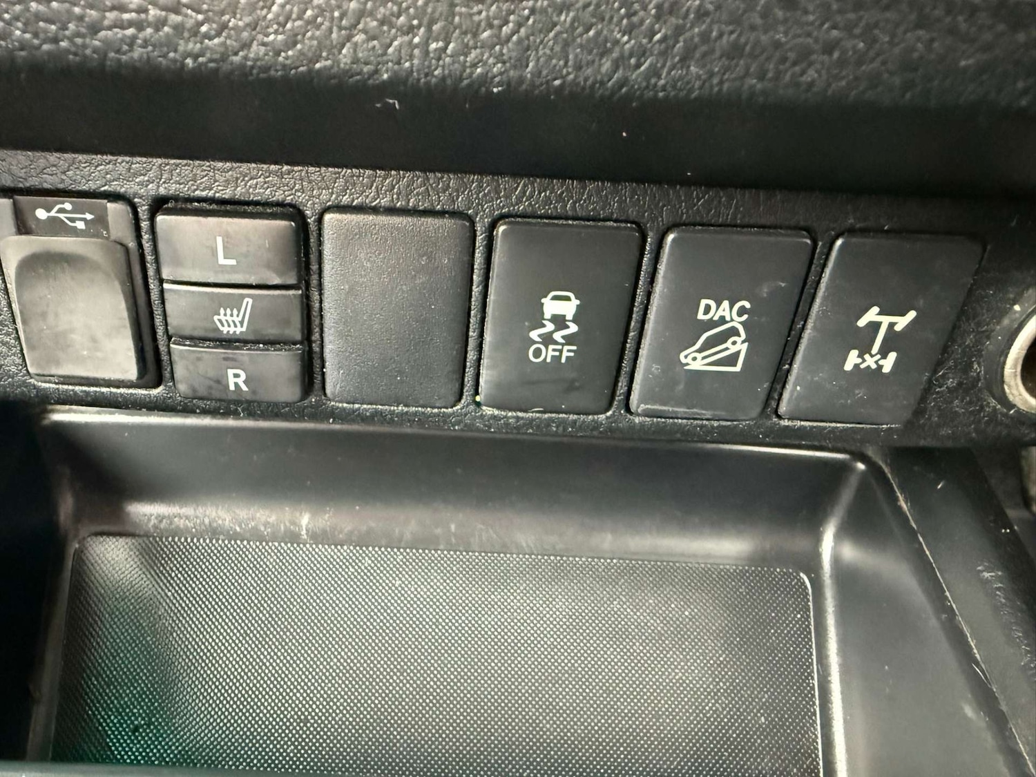 Used Toyota Hilux 2016 for sale - 78182054: Photo 14