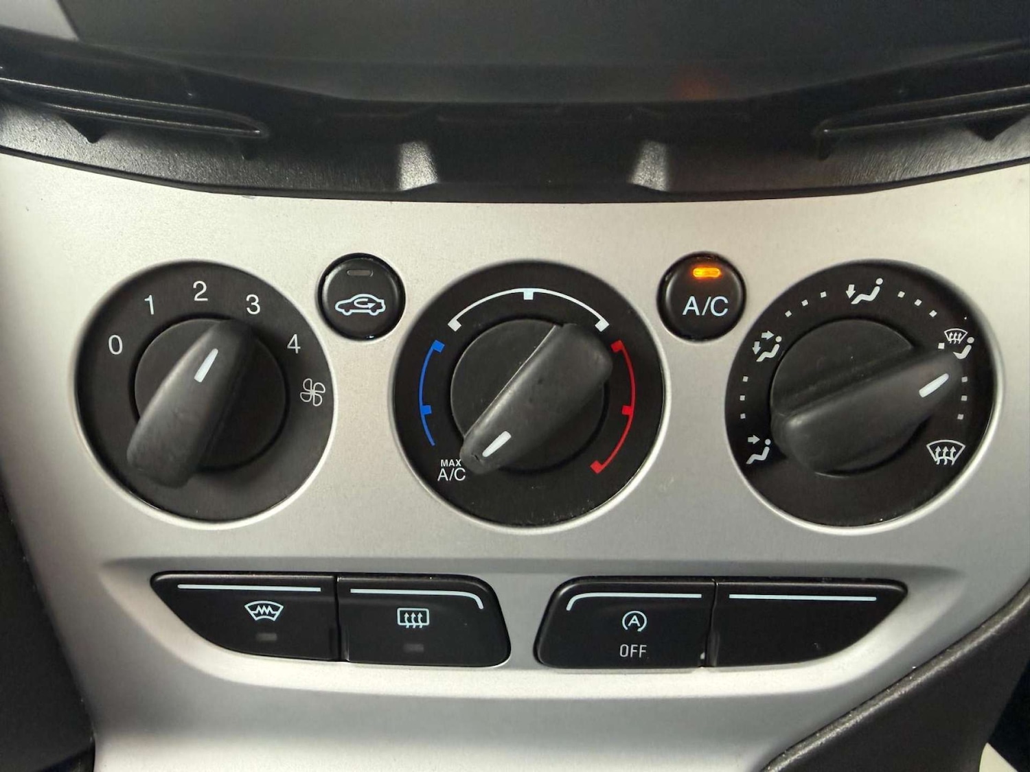 Used Ford Focus 2013 for sale - 77789747: Photo 21