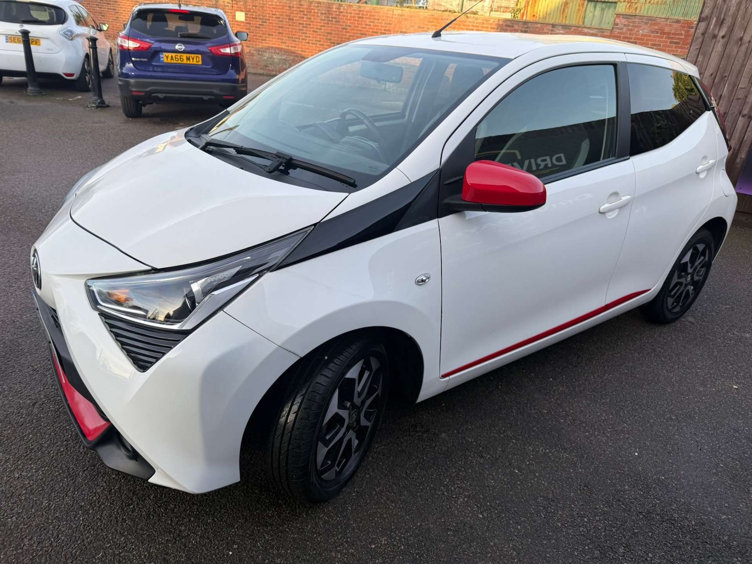 Used Toyota AYGO 2019 for sale - 77355495: Photo 2