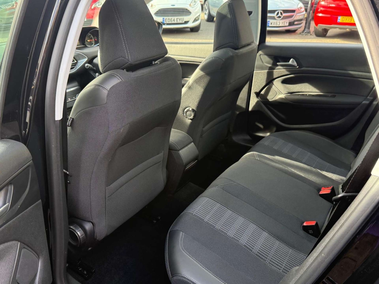 Used Peugeot 308 2017 for sale - 76601195: Photo 14