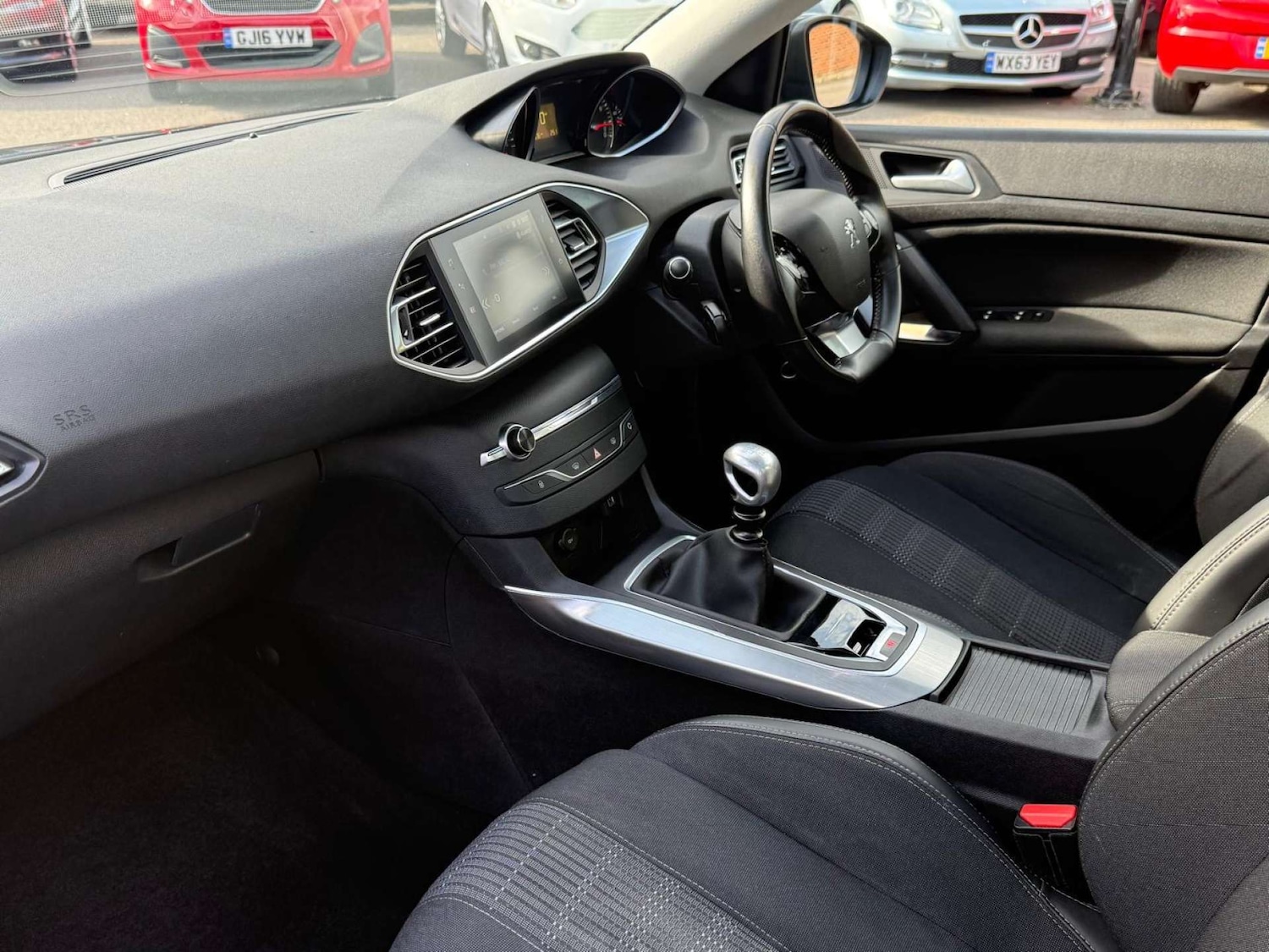 Used Peugeot 308 2017 for sale - 76601195: Photo 15